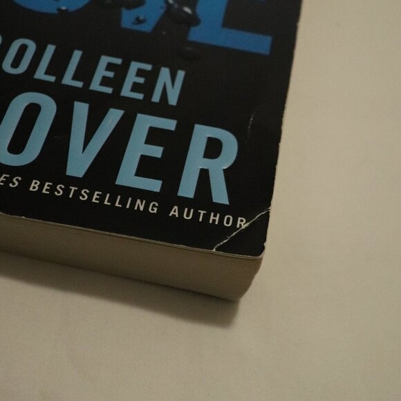 Ugly Love by Colleen Hoover | Romance | Novel | Fiction | Paperback - Picture 4 of 6